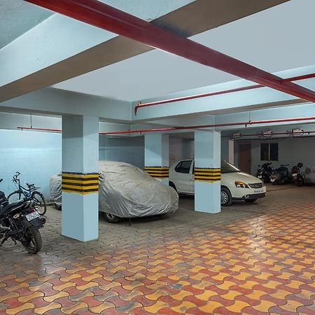 Treebo Trend Grand Plaza Nampally Хайдарабад Экстерьер фото