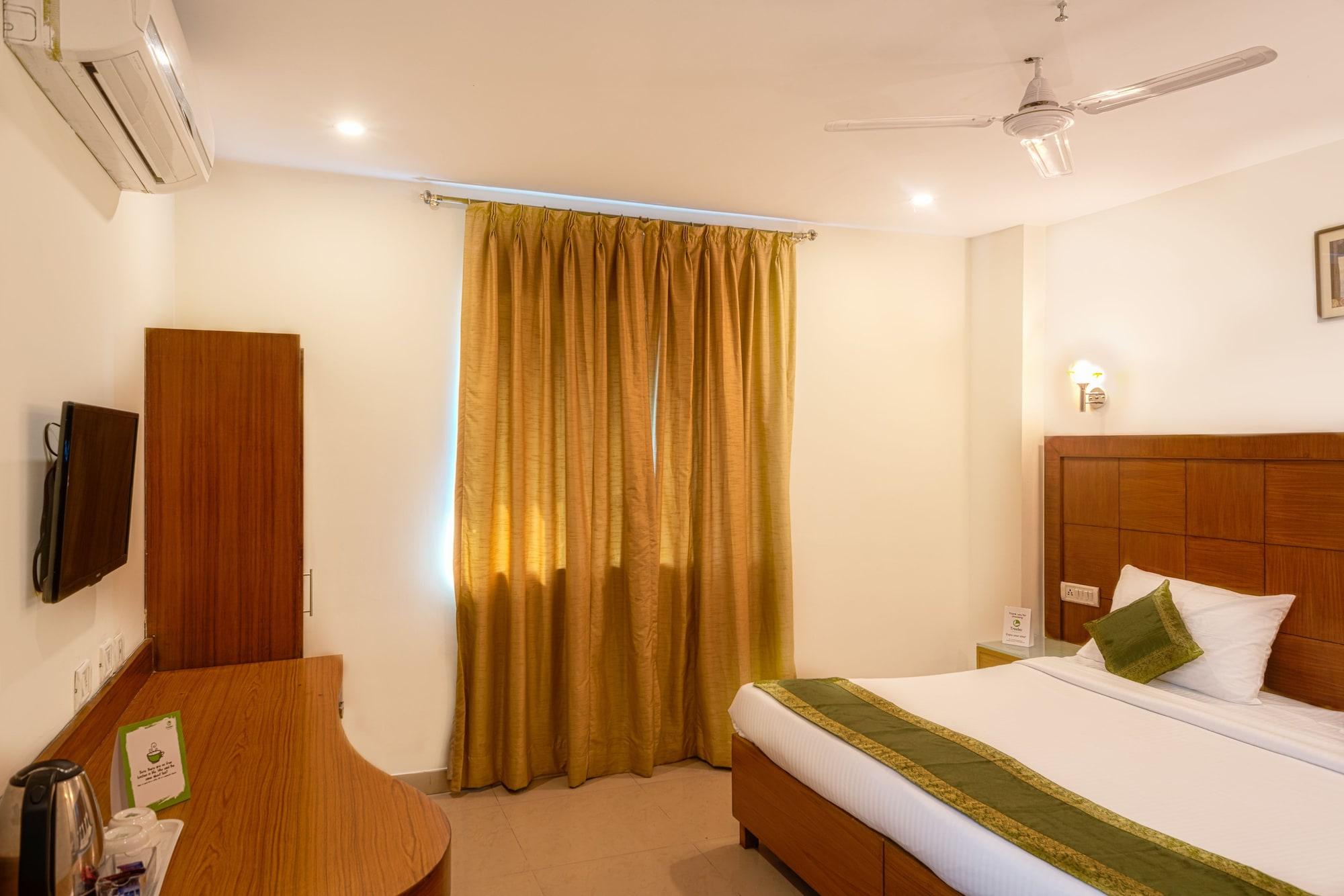 Treebo Trend Grand Plaza Nampally Хайдарабад Экстерьер фото