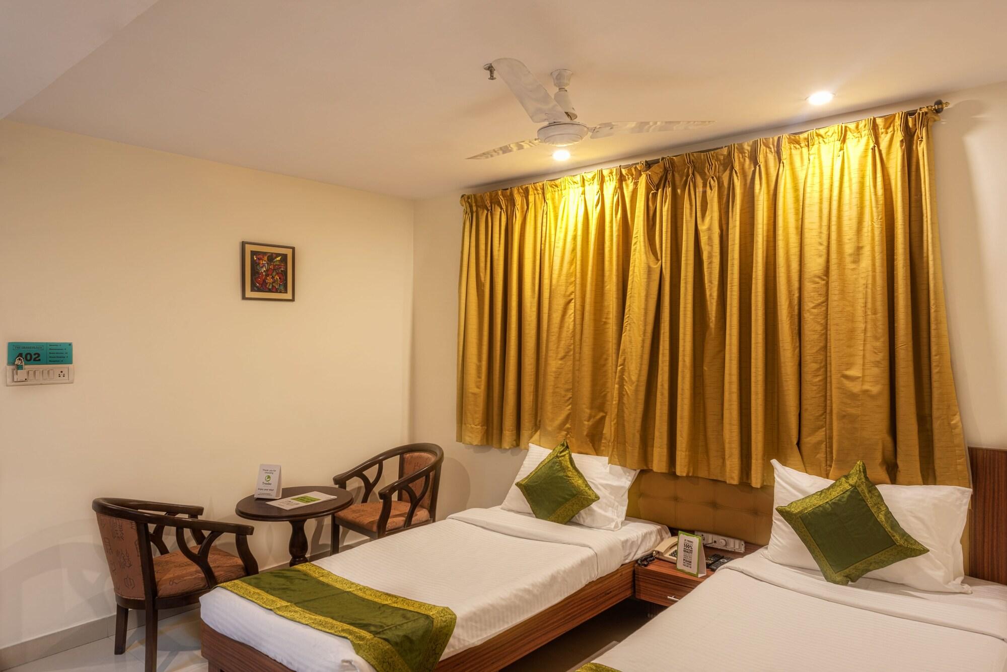 Treebo Trend Grand Plaza Nampally Хайдарабад Экстерьер фото