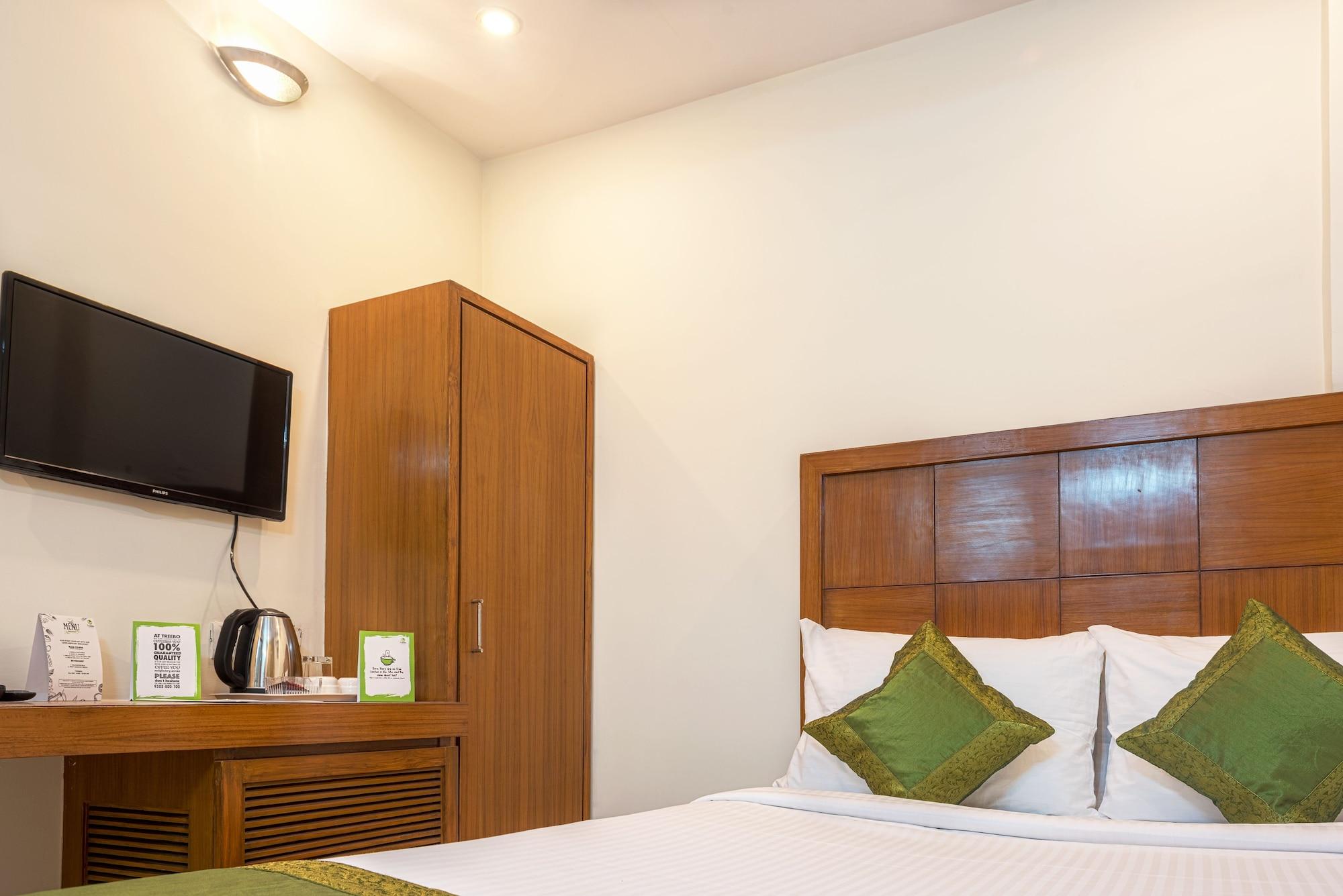 Treebo Trend Grand Plaza Nampally Хайдарабад Экстерьер фото