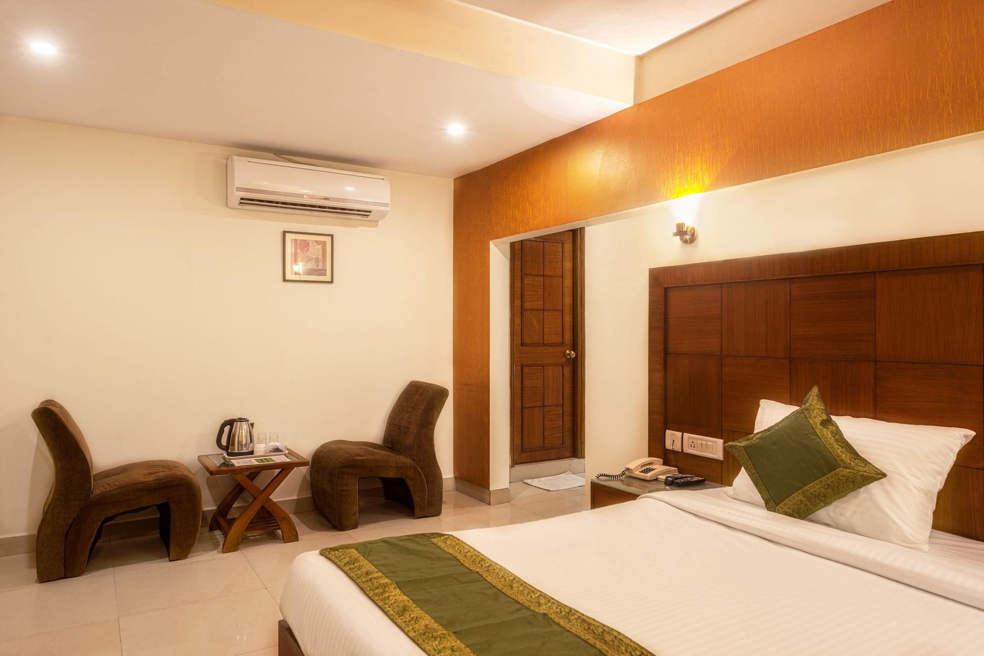 Treebo Trend Grand Plaza Nampally Хайдарабад Экстерьер фото